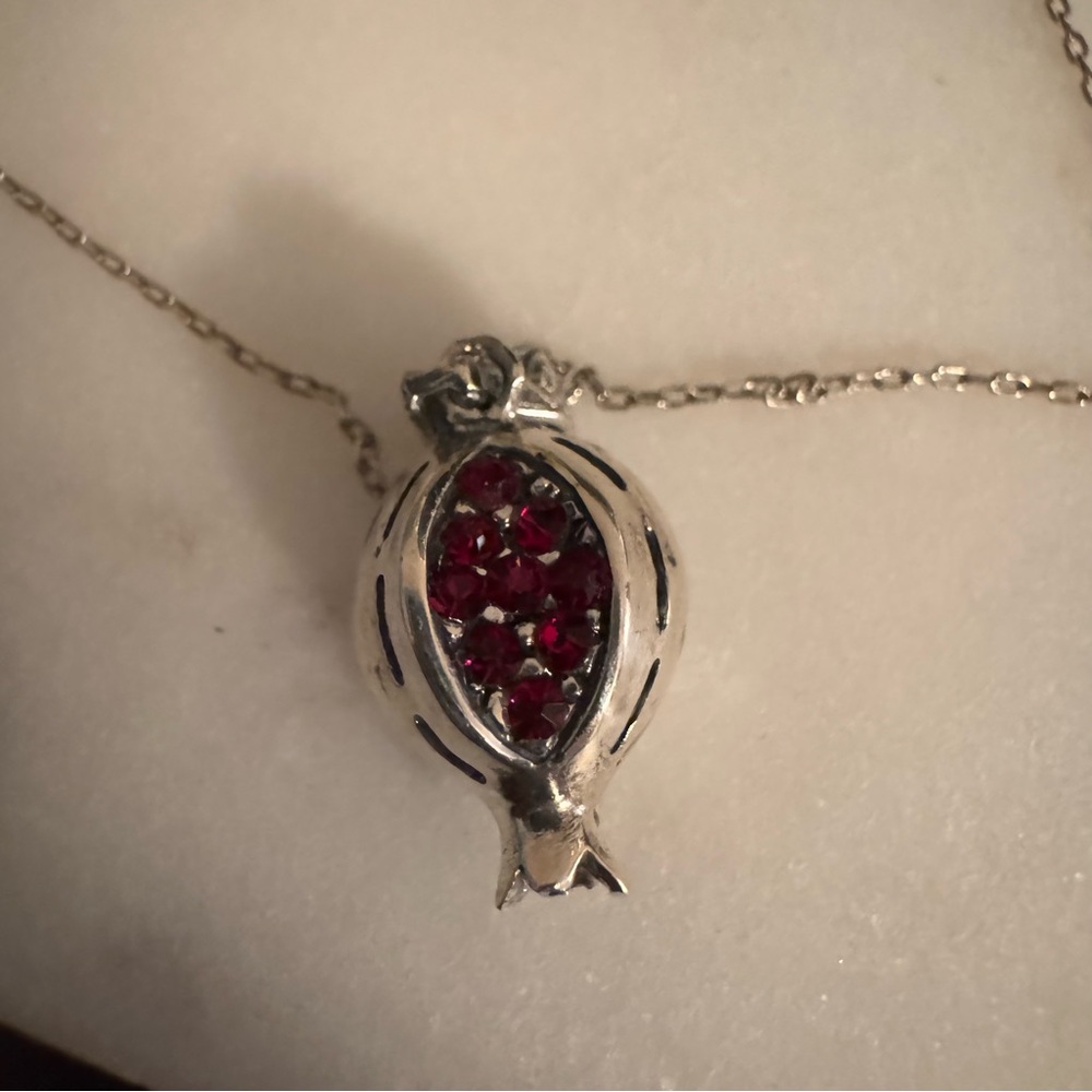 Silver Pomegranate pendant with Red Stones - Picture 4 of 4